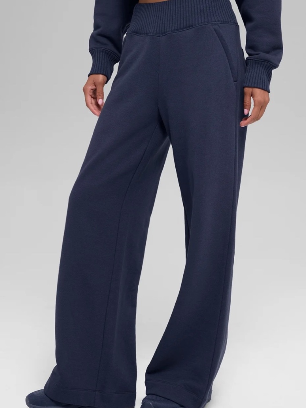 ALO Yoga Serenity Wide Leg Sweatpant Navy Size L